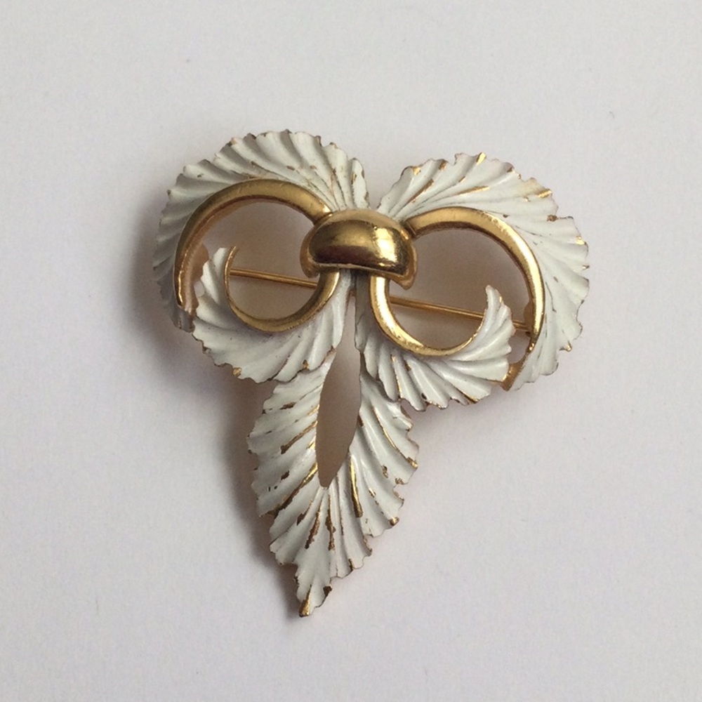 Vintage Grandmother’s Brooch